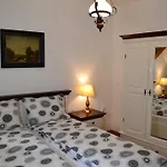 Guest house Casa Fanarilor 3*