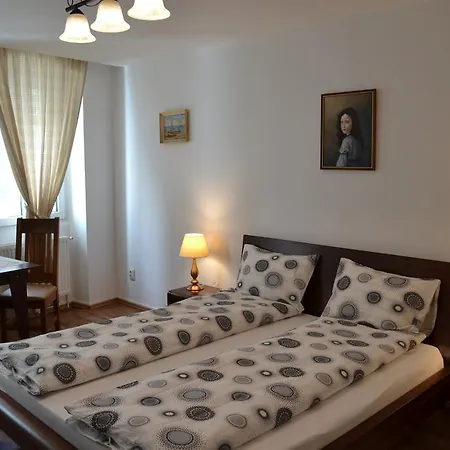 Casa Fanarilor Pensjonat Braszów