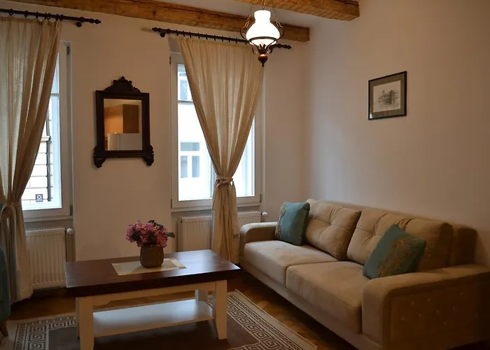 Guest house Casa Fanarilor Brasov