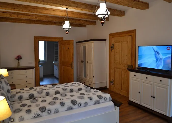 Pensión Casa Fanarilor 3*